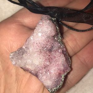 Rose chunky druzy necklace